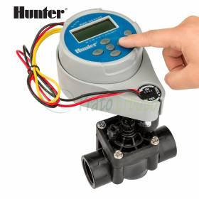 Controlador Hunter NODE-100-VALVE-B montado en electroválvula